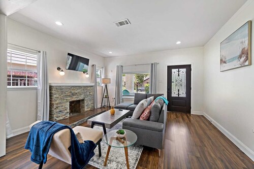 Getaway Nr Midtown, DT, TSU | Hot tub | Game Room