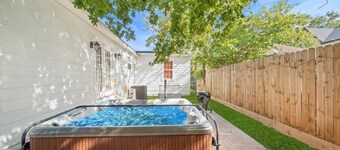Getaway Nr Midtown, DT, TSU | Hot tub | Game Room