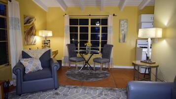 TV connectée, lecteur de DVD, livres, médiathÚque