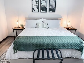 2 bedrooms, iron/ironing board, travel cot, free WiFi