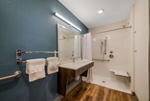 Room, 1 Queen Bed, Accessible, Non Smoking (Roll-in Shower) | Bathroom - WoodSpring Suites Inverness (Inverness)