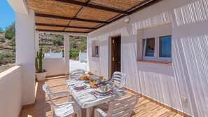 Outdoor dining - Villa Diego Torrox by Ruralidays (Málaga)