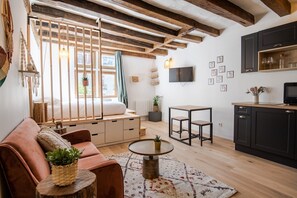 TV - Let's get some height (Tours)