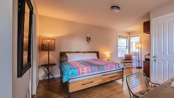 2 多间卧室、办公桌、免费 WiFi、床单