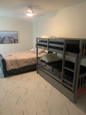 1 makuuhuone, vauvan matkasänky, ilmainen Wi-Fi, vuodevaatteet