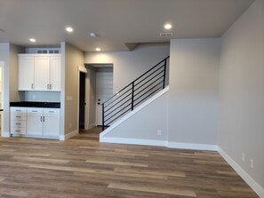 Interior - Moving to Idaho? New UNFURNISHED 3 B/2.5Ba 1800sqf (Ammon)