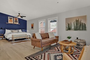 1 bedroom, iron/ironing board, travel cot, WiFi