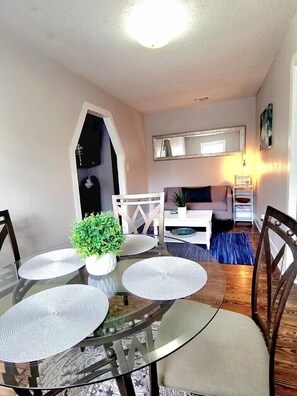 Interior - Dallas Fair Park 3B/2B Downtown Deep Ellum (Dallas)