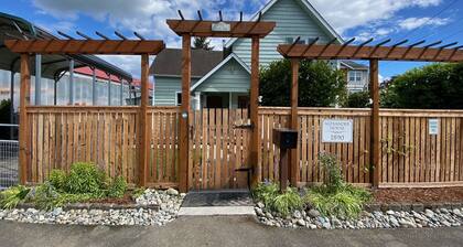 Historic Home Within Walking Distance to Everything!