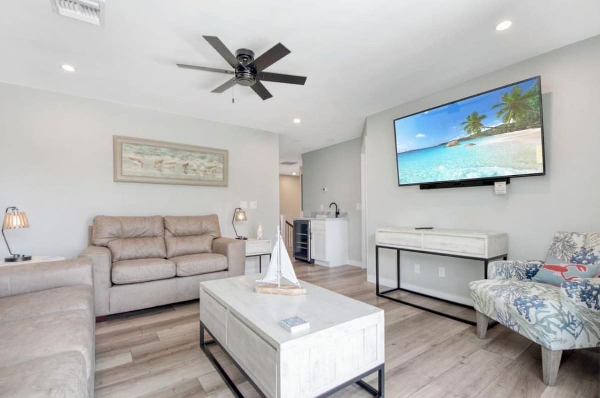Photo 28 of Waterfront Paradise with Private Dock & Pool - Naples/Marco Island Summer/Snow