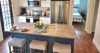 Dallas Downtown 3B/2B Uptown Deep Ellum Greenville