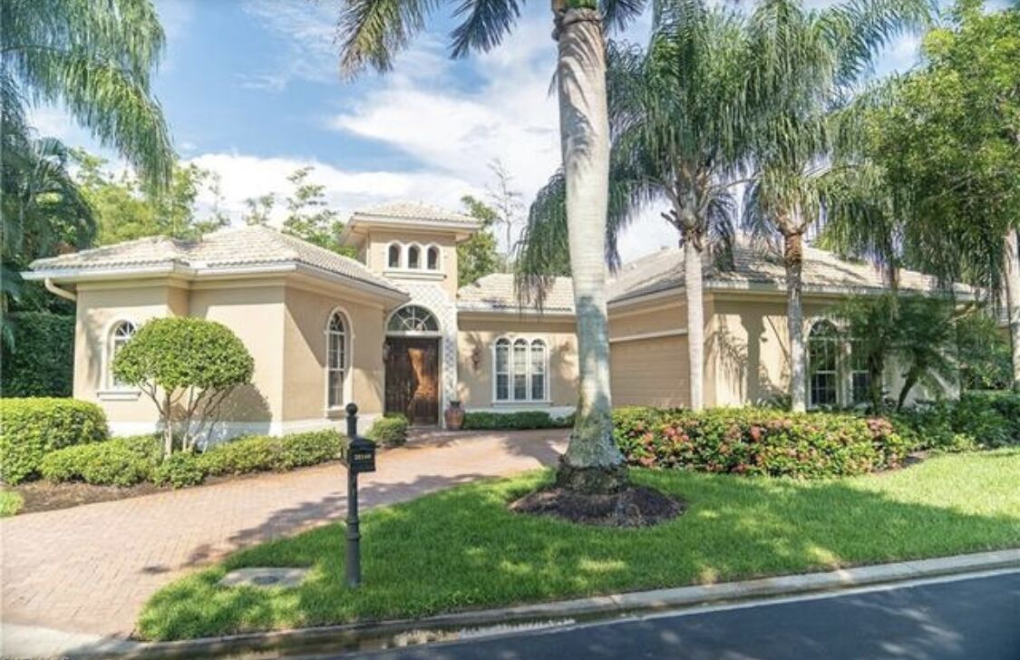 Beautiful Estero Tuscan Courtyard Villa Cabana Home Private Pool & Full Golf!