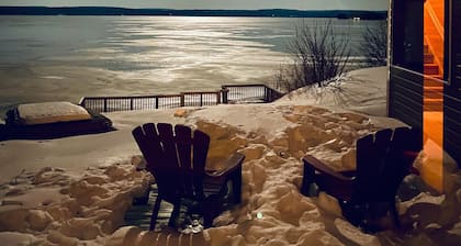 Luxurious 4 Bedroom Lakefront Paradise