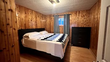 4 chambres, bureau, fer et planche Ă  repasser, Wi-Fi gratuit