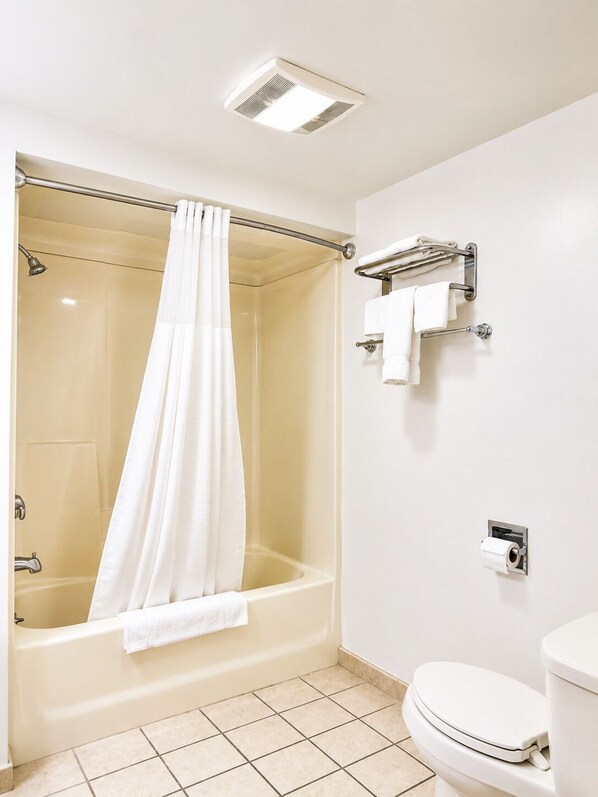 Towels, soap, shampoo, toilet paper