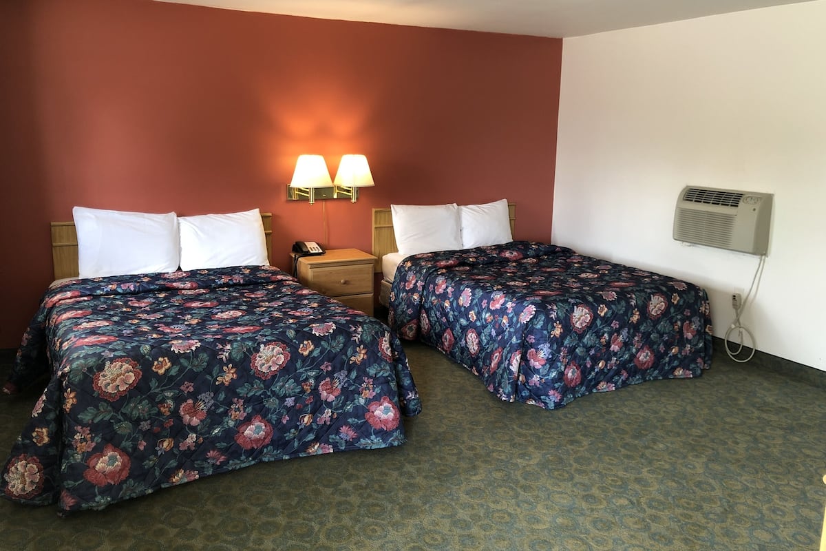 In-room safe, individually decorated, individually furnished, desk