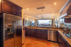 Fridge, microwave, dishwasher, coffee/tea maker