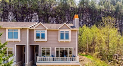 Large Group Luxury condo in the heart of Fish Creek