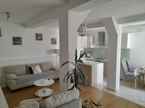 Image 7 - 1 Bed Flat - Sleeps 2 - Parking - Wifi (Sibenik)