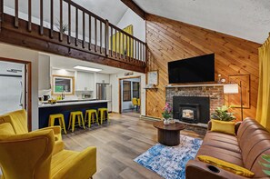 Smart TV, fireplace, table football, ping pong