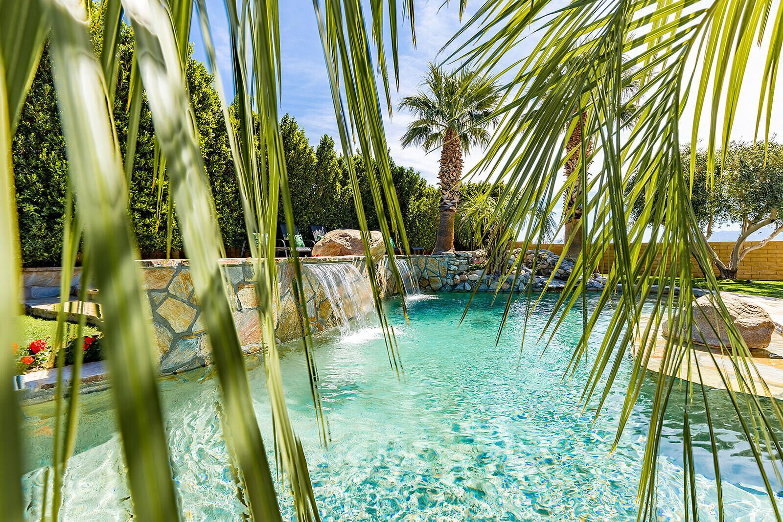 Ulkouima-allas, lämmitetty uima-allas