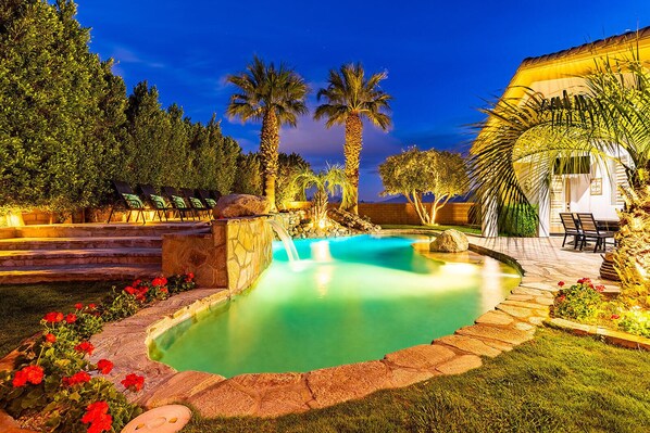 Outdoor pool, a heated pool