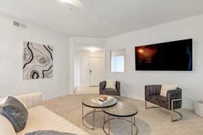 TV, fireplace - Gated First Floor Condo, Heated Community Pool & Spa, Near TPC, Westworld, Dining, Shopping & Hiking (Scottsdale)