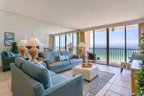 Imagen sin descripción, 3 de 44, botón