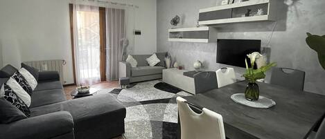 Smart TV, video games, books