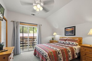 3 chambres, fer et planche à repasser, Wi-Fi gratuit, draps fournis