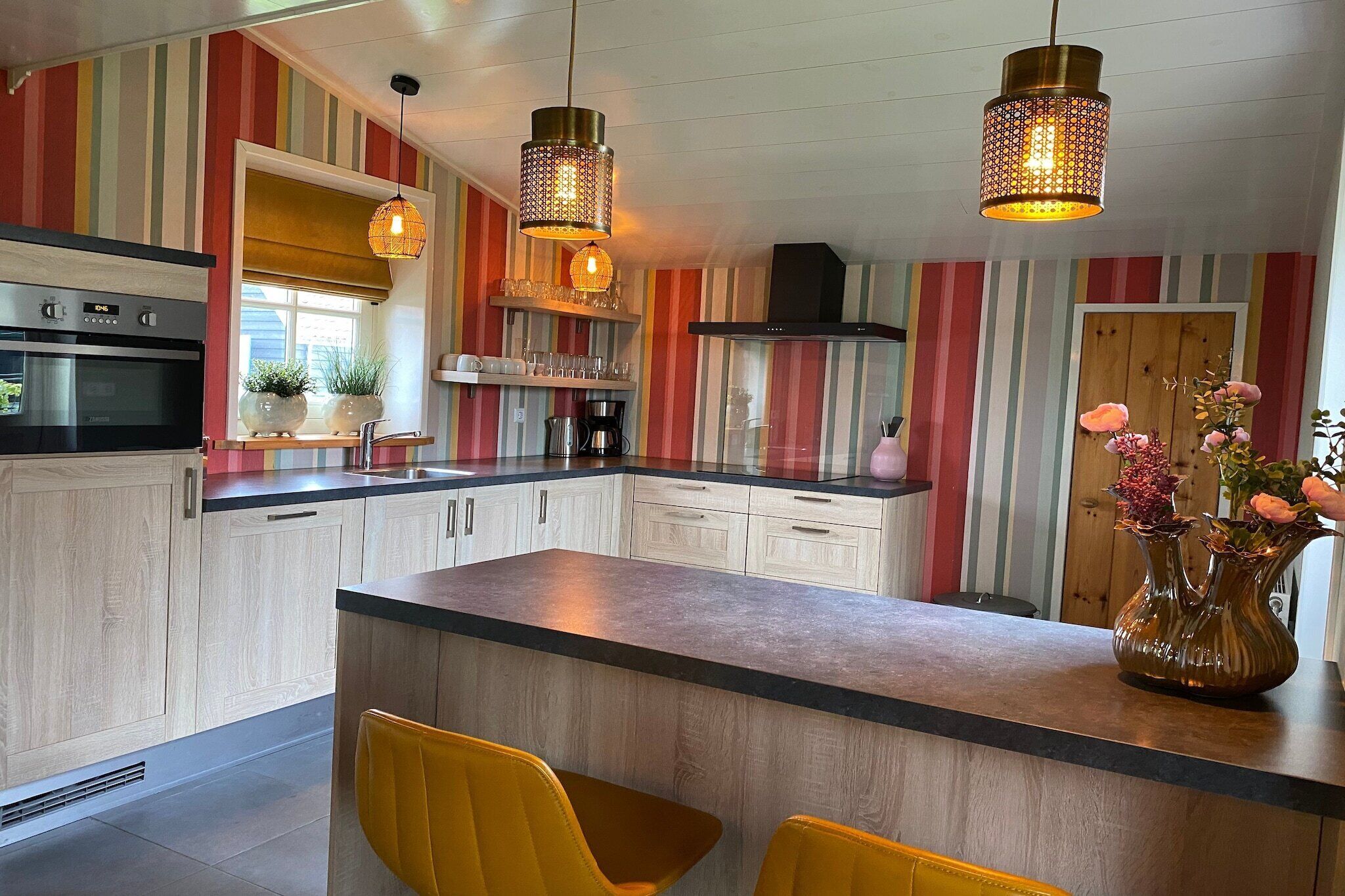 冰箱、微波炉、炉灶、洗碗机