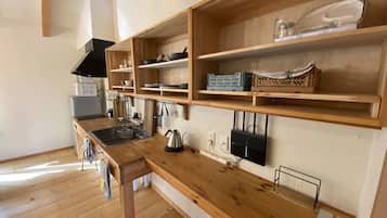 Basic Room | Private kitchen