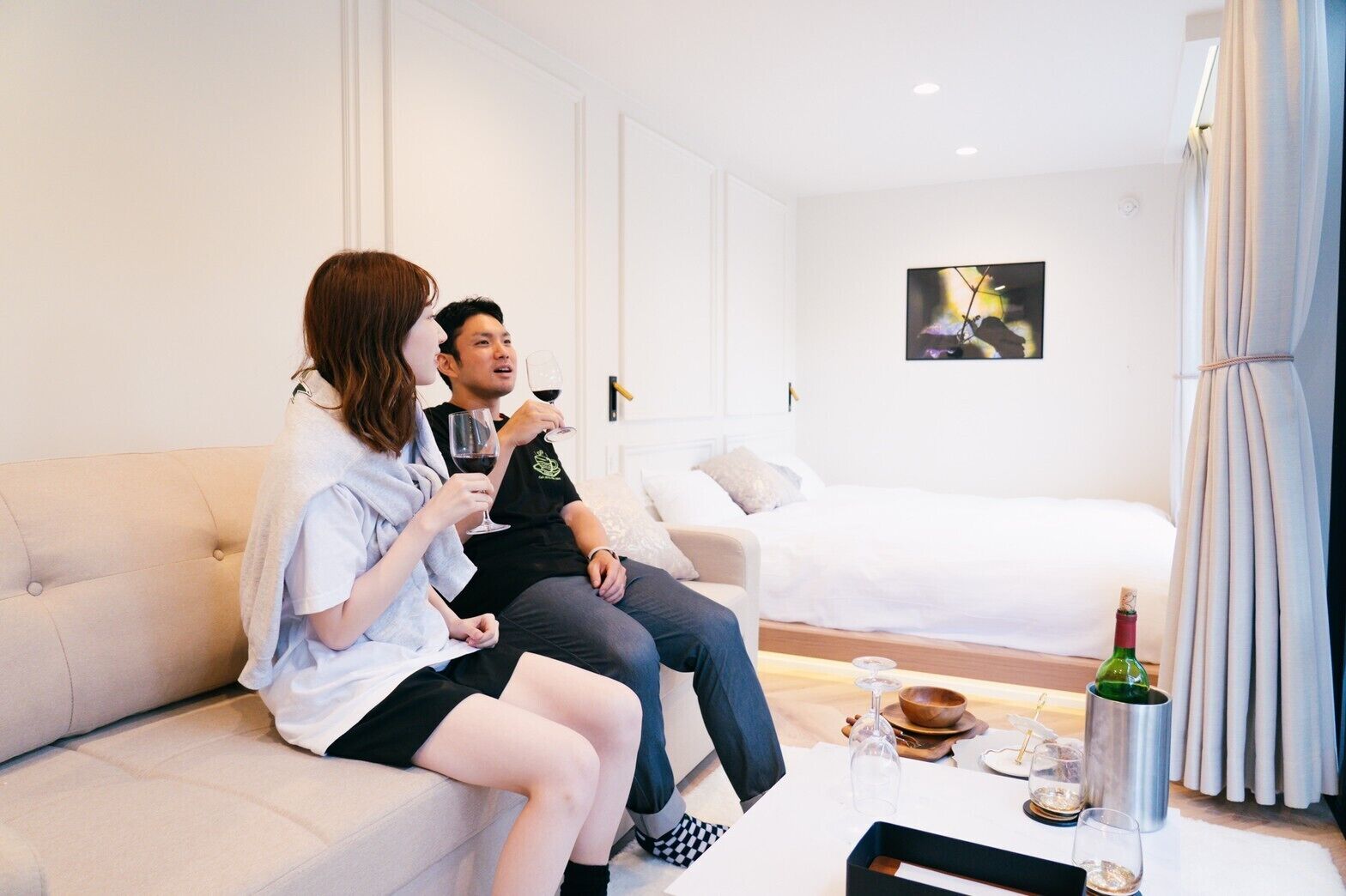 Down duvets, blackout curtains, free WiFi