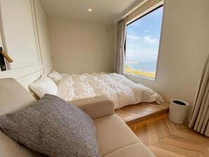 Chalet rustique Standard | Couette en duvet, rideaux d’obscurcissement, accès au Wi-Fi (inclus)