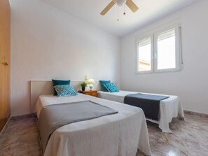 4 bedrooms, internet