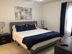 2 bedrooms, iron/ironing board, free WiFi, bed sheets