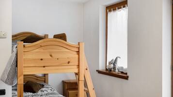 1 sovrum, strykjärn/strykbräda, gratis wi-fi och sängkläder