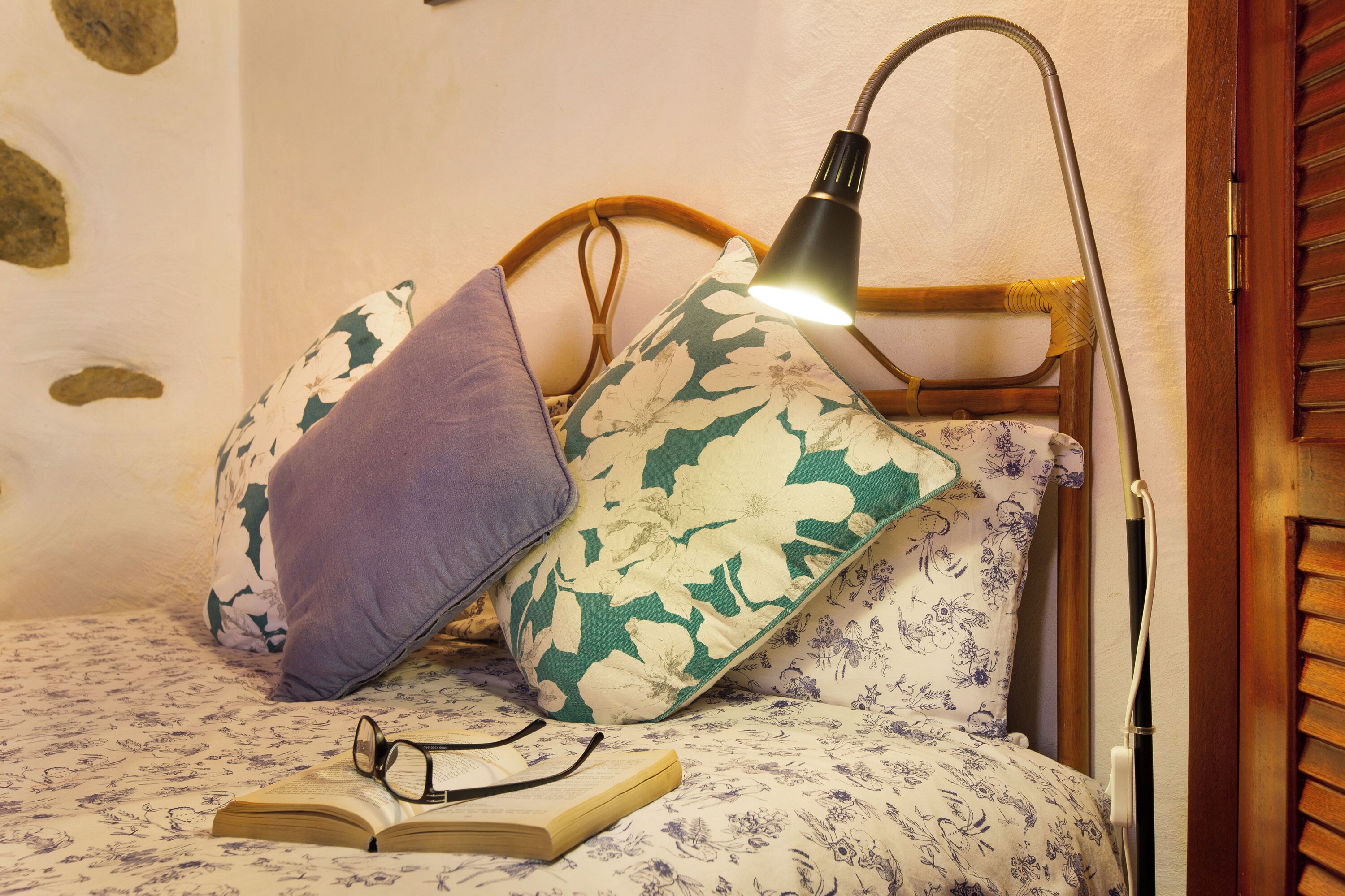 1 slaapkamer, een strijkplank/strijkijzer, gratis wifi, beddengoed