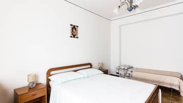 2 camere, ferro/asse da stiro, Wi-Fi gratuito, lenzuola