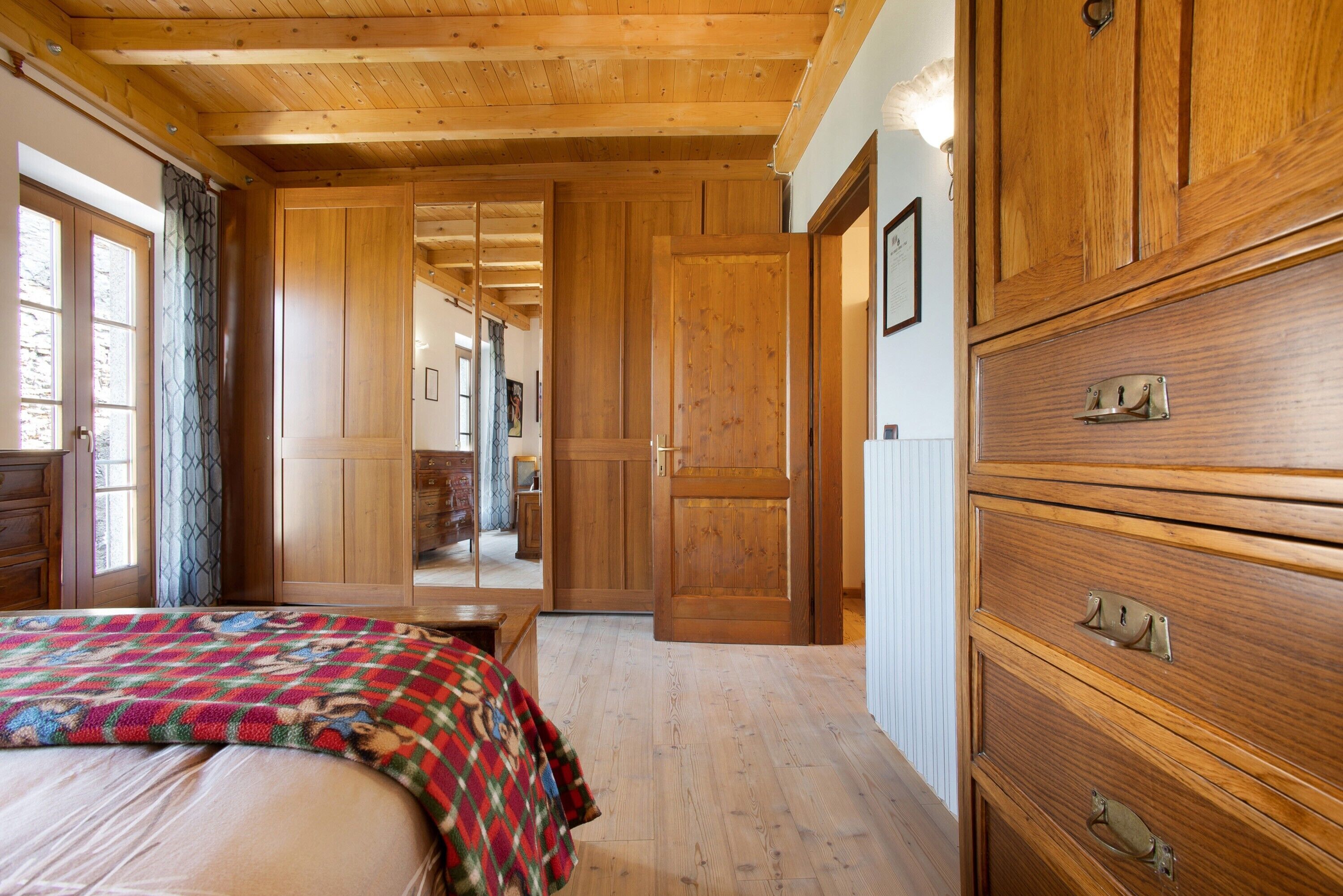 3 habitaciones, wifi gratis y ropa de cama 