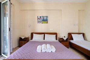 1 bedroom, free WiFi, bed sheets