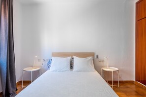 3 bedrooms, free WiFi, bed sheets - Apartamento Residencial Limonar with A/C & Wi-Fi (Málaga)