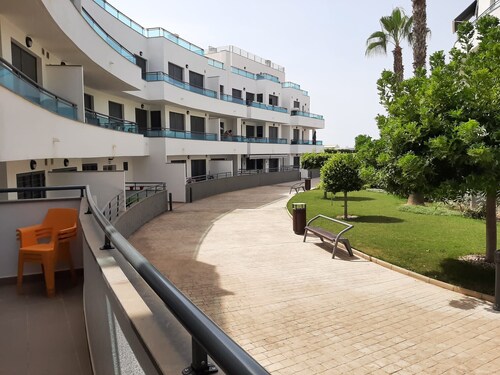 Apartment 'Alegria' near the Beach with Shared Pool