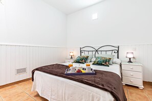 2 habitaciones, wifi gratis y ropa de cama 