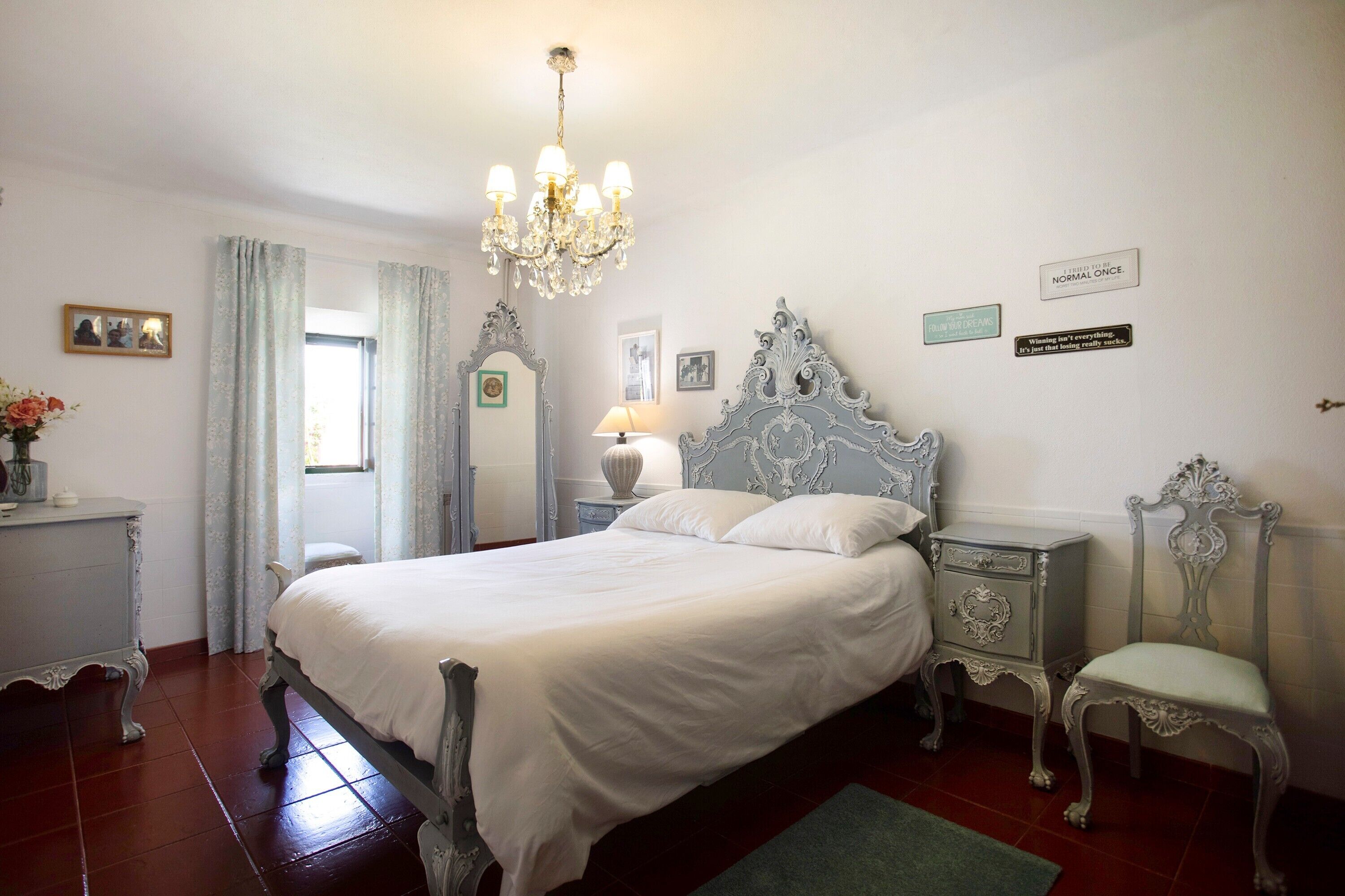 5 Schlafzimmer, Bügeleisen/Bügelbrett, kostenloses WLAN, Bettwäsche