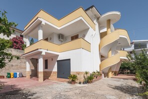 Exterior - Apartment 'Casa Viola' close to the Sea with Wi-Fi (Trappeto)