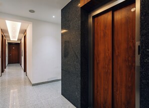 Hallway - Hotel Aston (Indore)