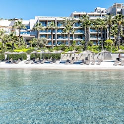 Plage privée, sable blanc, navette gratuite vers la plage