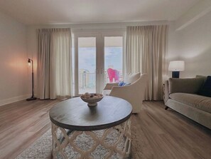 Smart TV - Laketown 1 Bed/2BA/GV Inquire for Monthly Rates (Panama City Beach)