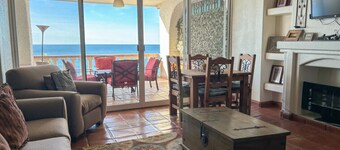 One bedroom coastal getaway located in Rosarito Mexico